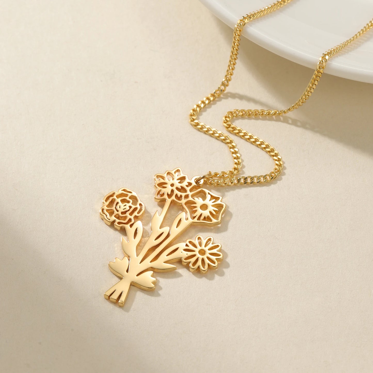 Family Birth Flower Bouquet Necklace - PlumOnyx