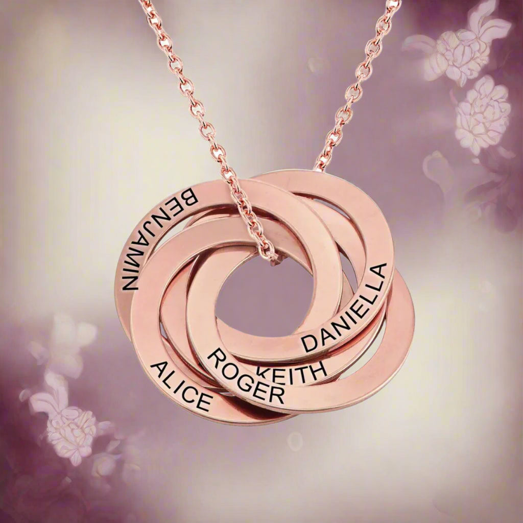 Family Personalized Russian Rings Circle Pendant Necklace - PlumOnyx
