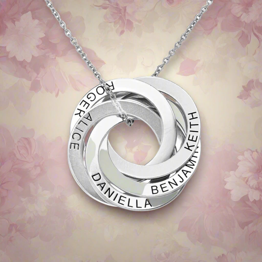 Family Personalized Russian Rings Circle Pendant Necklace - PlumOnyx