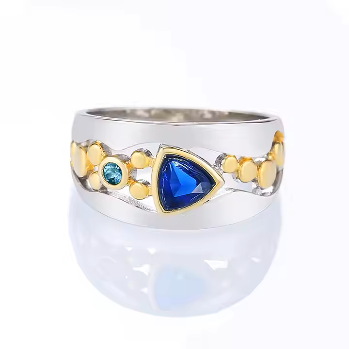 Vintage Blue Crystal Ring - PlumOnyx