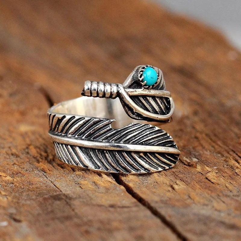 Retro Adjustable Size Feather Ring - PlumOnyx
