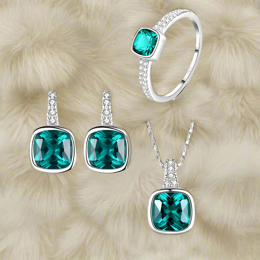 925 Sterling Silver Jewelry Set with Emerald Zirconia – Ring, Earrings & Necklace