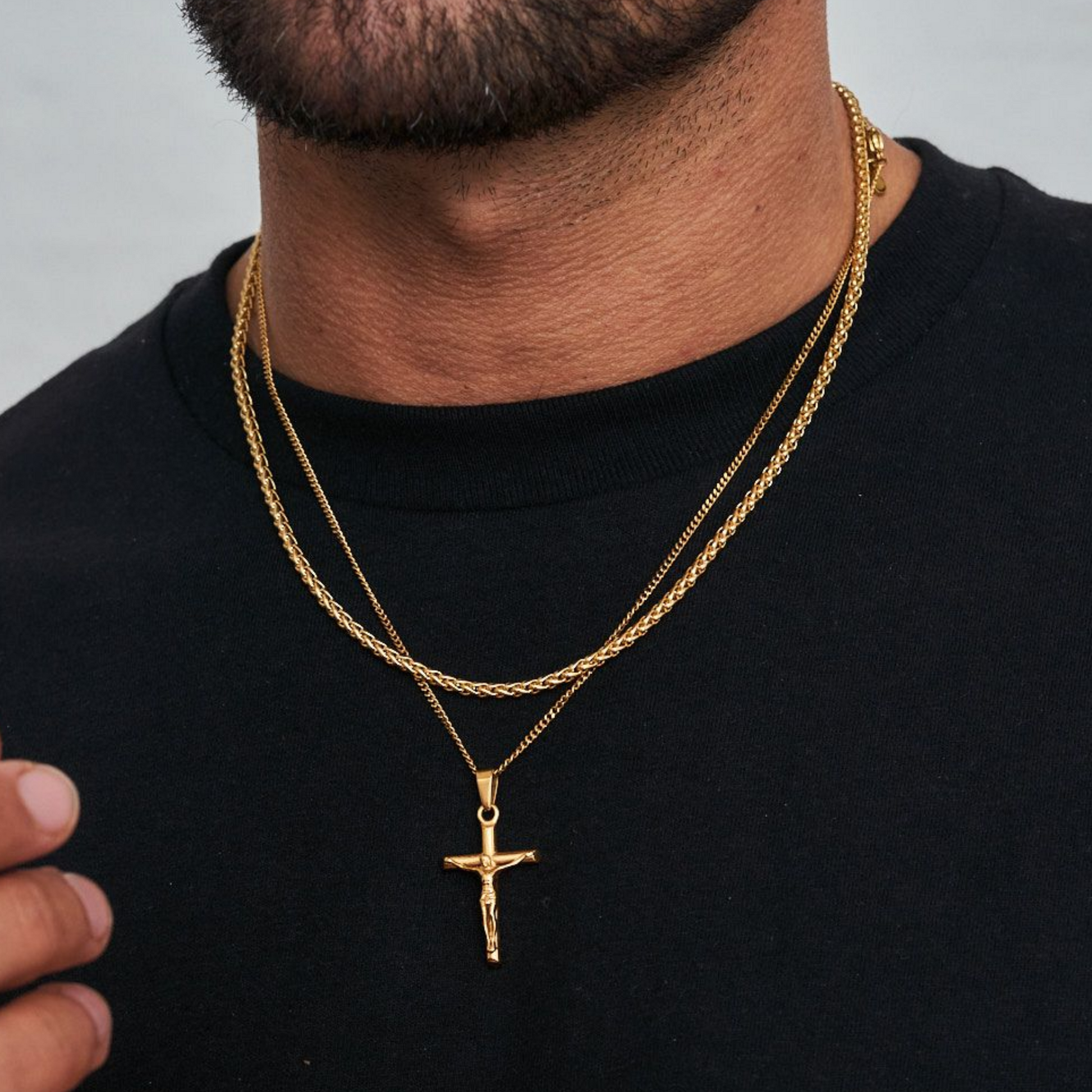 18K Gold Plated Compass North Star Crucifix Necklace Stainless Steel - PlumOnyx