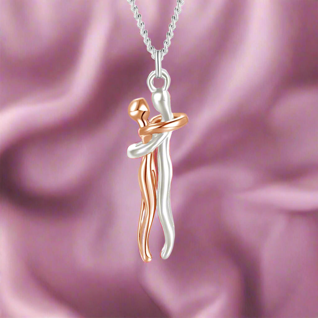 18k Gold Embrace Charm Necklace – Couple Chain Choker - PlumOnyx