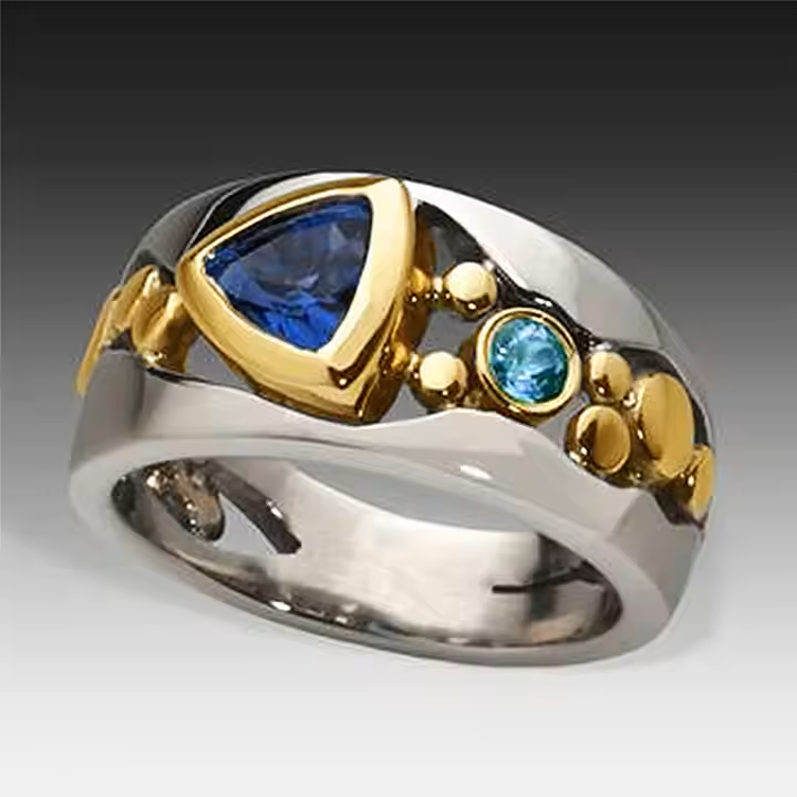 Vintage Blue Crystal Ring - PlumOnyx