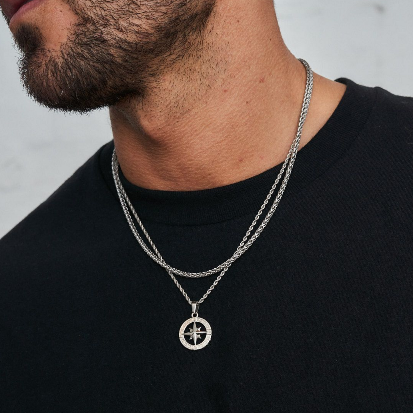 18K Gold Plated Compass North Star Stainless Steel Men's Anchor Necklace - PlumOnyx
