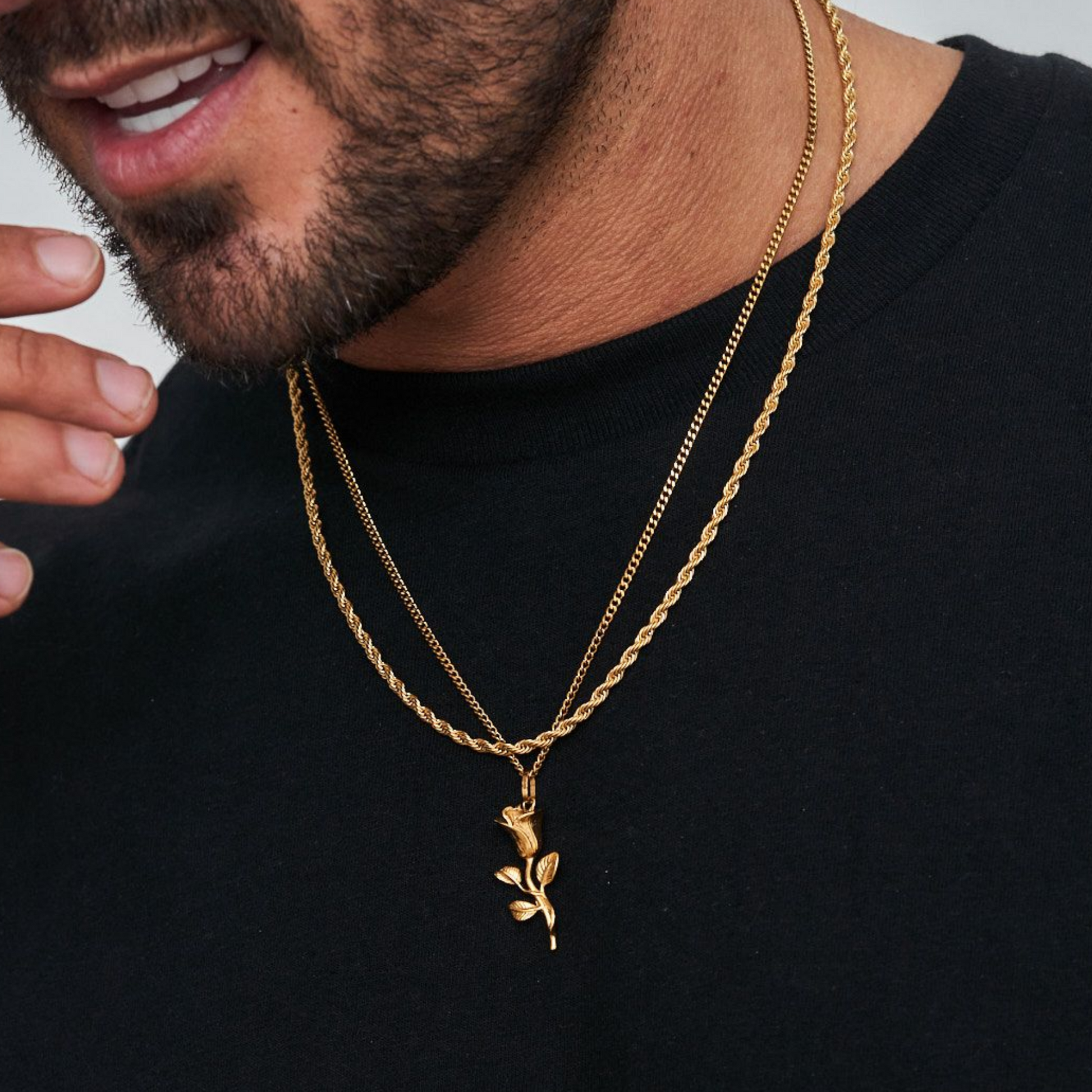 18K Gold Plated Compass North Star Crucifix Necklace Stainless Steel - PlumOnyx