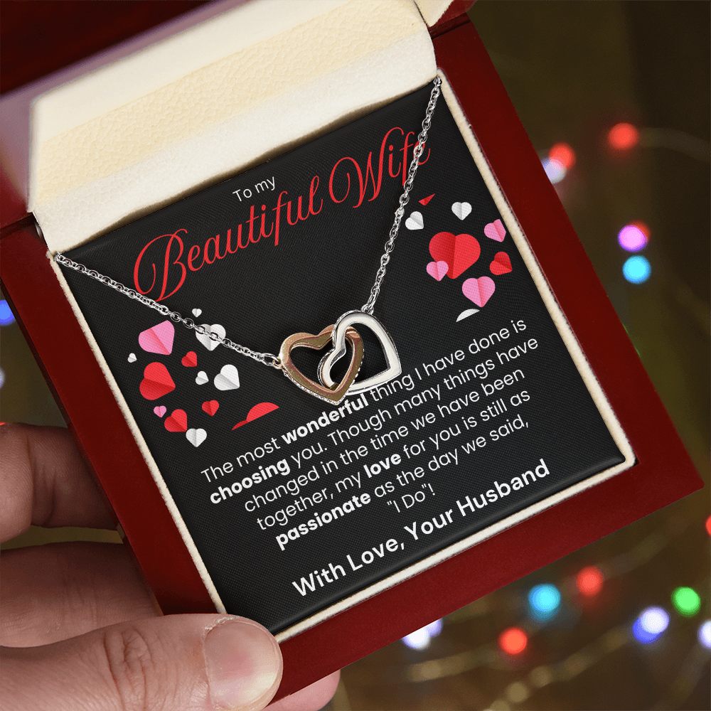 To My Beautiful Wife Interlocking Hearts Necklace - PlumOnyx