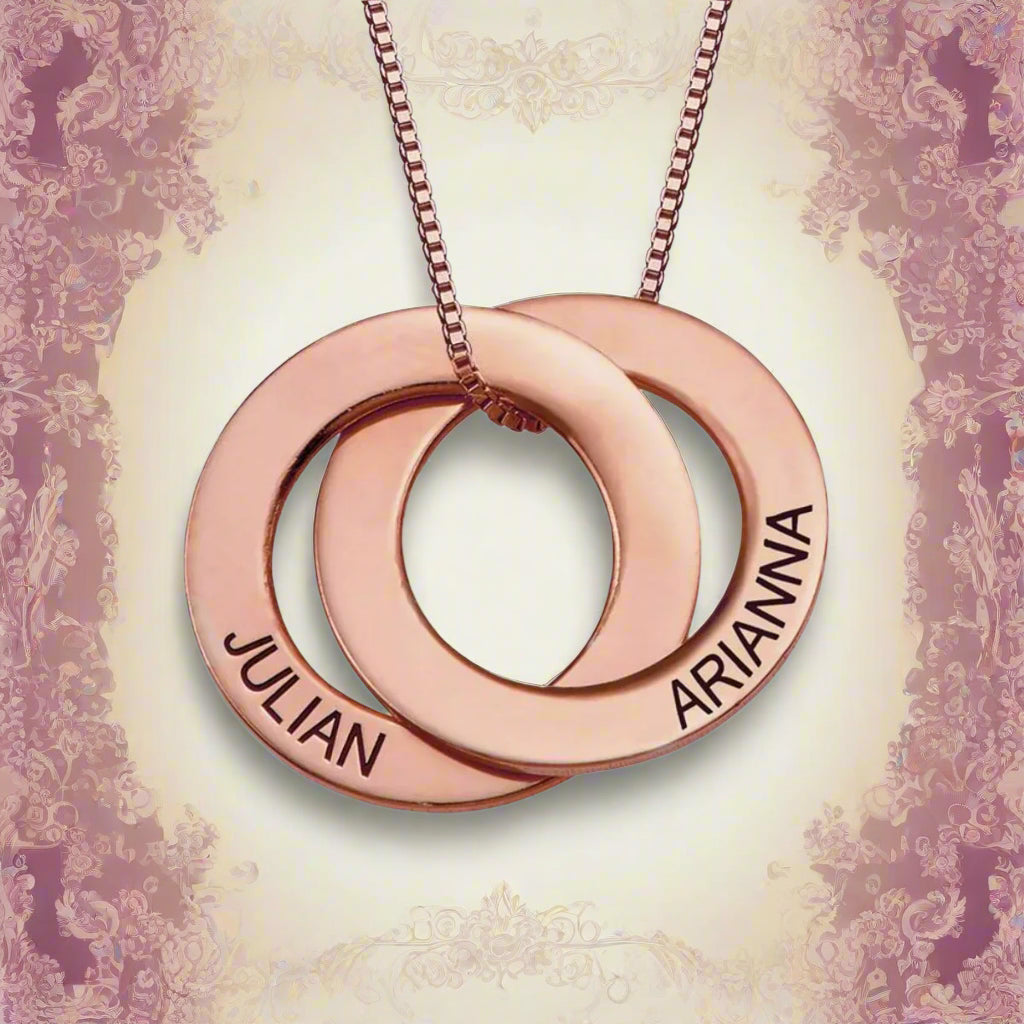 Family Personalized Russian Rings Circle Pendant Necklace - PlumOnyx